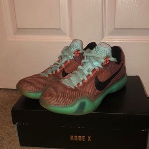Red Nike Kobe X
